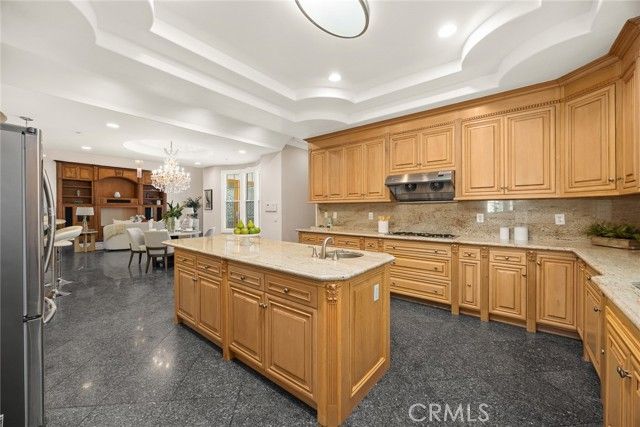 1118 S 6th Avenue, Arcadia, CA 91006