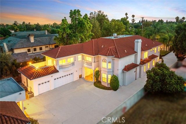 1118 S 6th Avenue, Arcadia, CA 91006