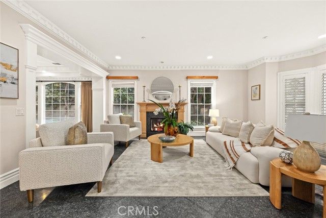 1118 S 6th Avenue, Arcadia, CA 91006