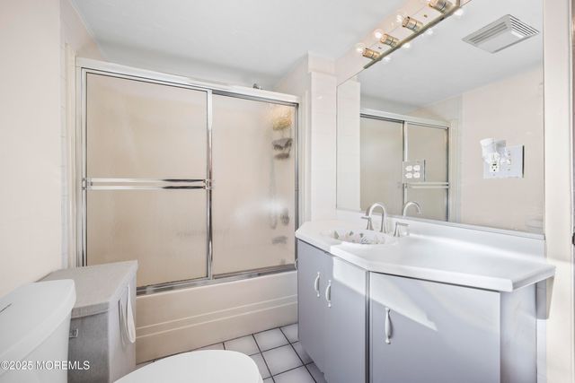 28 Florence Avenue, Leonardo, NJ 07737