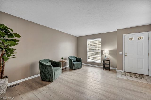 7790 Arbor Way 31, Parma, OH 44134