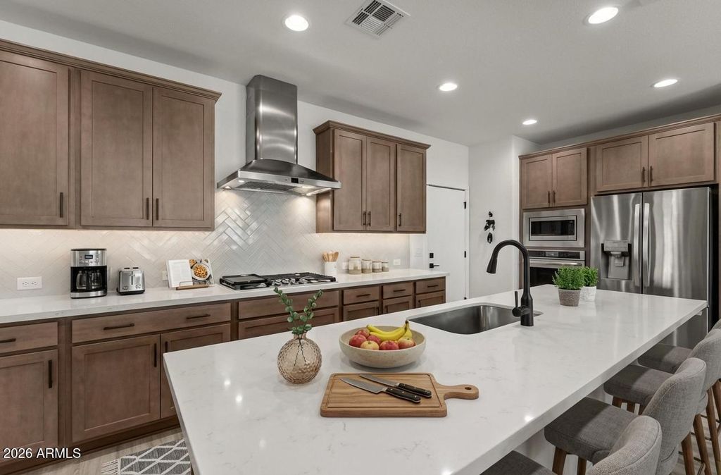 Image 8 of property listing at 4334 PONDEROSA Trail, Wickenburg, AZ 85390