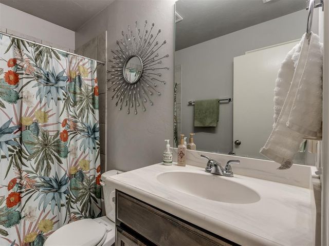6712 NW 156 Street, Edmond, OK 73013