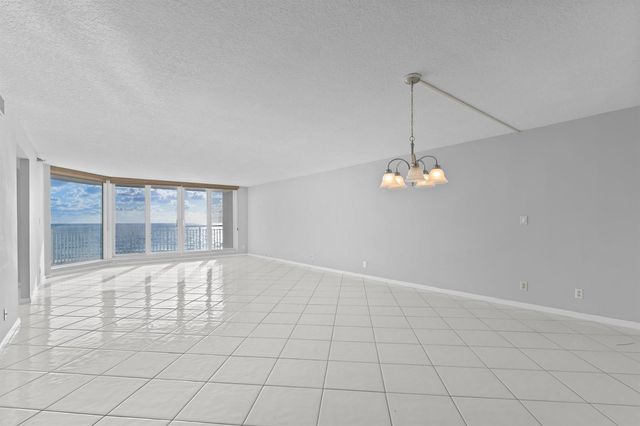 3600 S Ocean Boulevard 203, South Palm Beach, FL 33480
