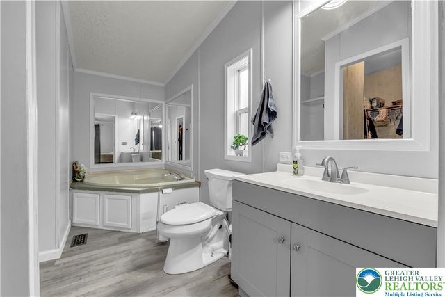 7894 Leaser Road, Lynn Twp, PA 19529