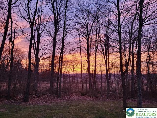 7894 Leaser Road, Lynn Twp, PA 19529