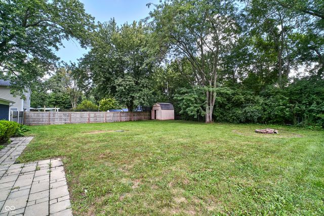 635 Lake View Drive, Zionsville, IN 46077