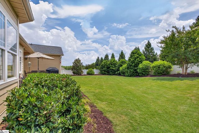 12 Hidden Springs Lane, Taylors, SC 29687