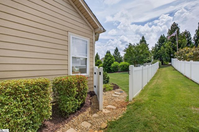 12 Hidden Springs Lane, Taylors, SC 29687