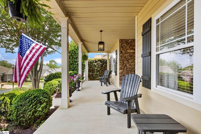 12 Hidden Springs Lane, Taylors, SC 29687