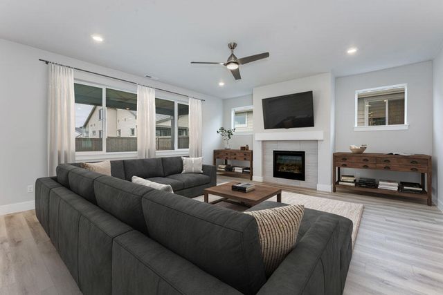 61209 NE Snow Owl Street, Bend, OR 97701