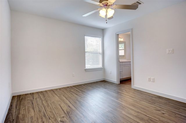 3427 W 6th Street, Fort Worth, TX 76107