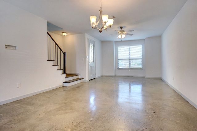 3427 W 6th Street, Fort Worth, TX 76107