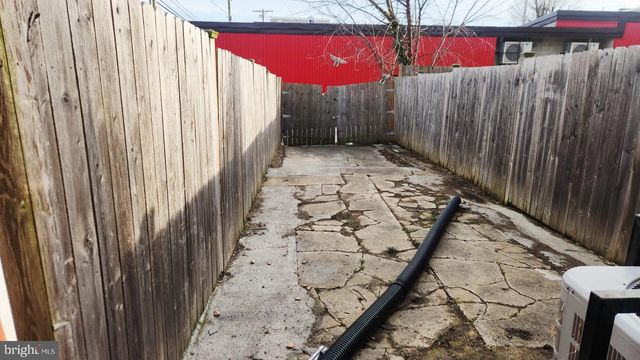 519 E 28TH ST E, Baltimore, MD 21218