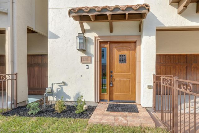 5210 Feagan Street, Houston, TX 77007