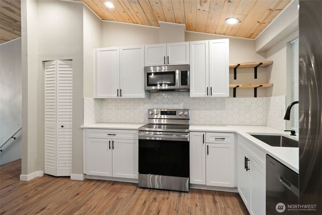 7540 Grahns Lane NE, Bremerton, WA 98311
