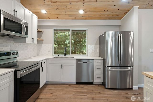 7540 Grahns Lane NE, Bremerton, WA 98311