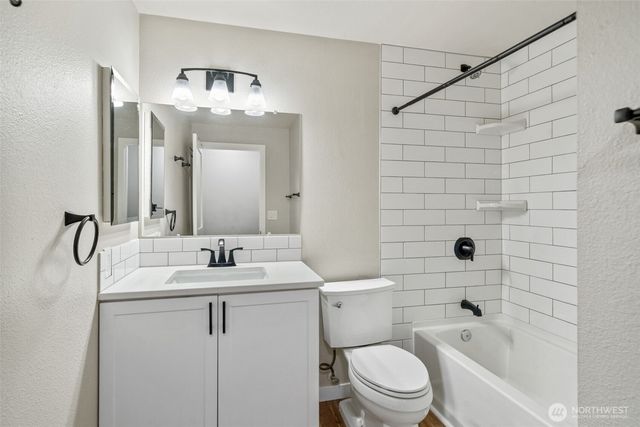 7540 Grahns Lane NE, Bremerton, WA 98311