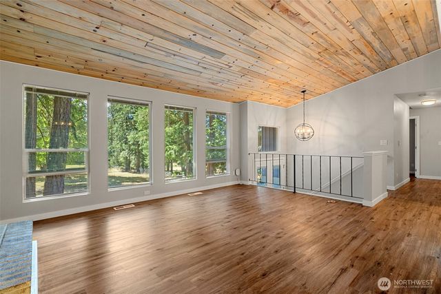 7540 Grahns Lane NE, Bremerton, WA 98311