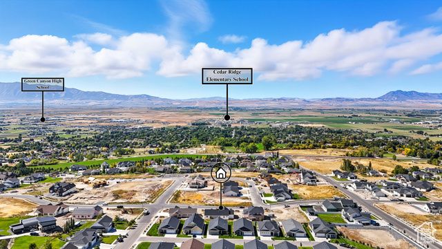 120 N 900 E, Hyde Park, UT 84318