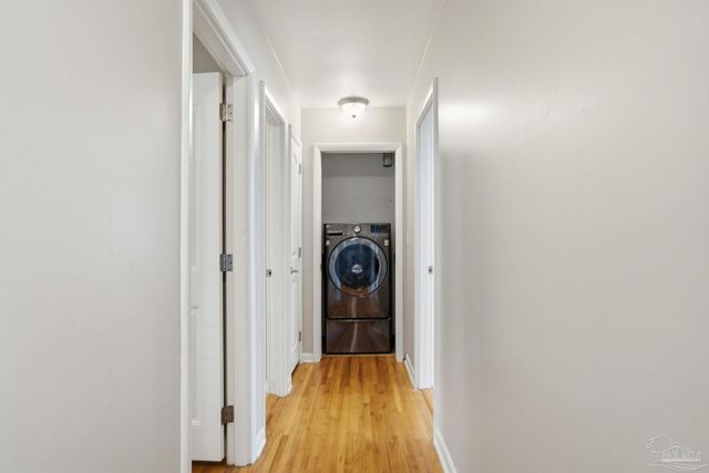 2 Highpoint Dr, Gulf Breeze, FL 32561