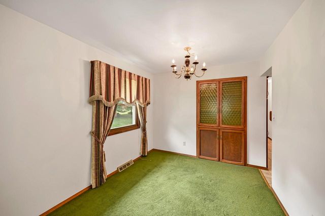 3319 W Woodward DRIVE, Franklin, WI 53132
