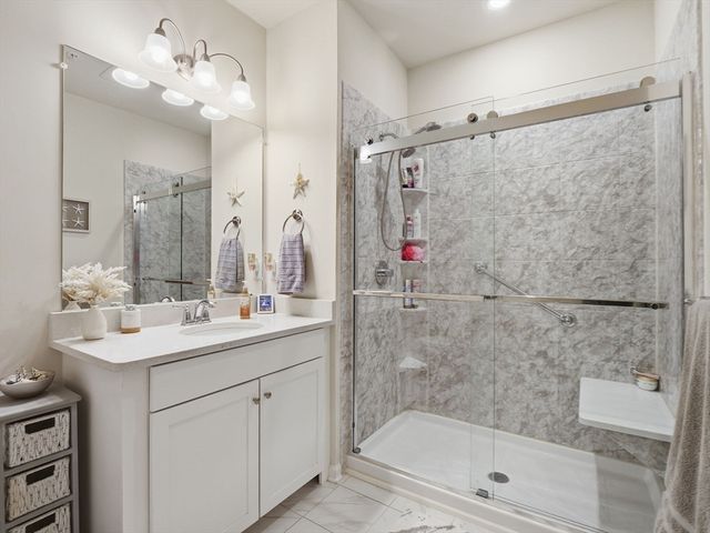 220 Martins Landing 104, North Reading, MA 01864