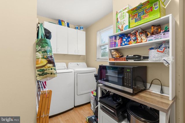 2 FARNHAM CT, Clementon, NJ 08021