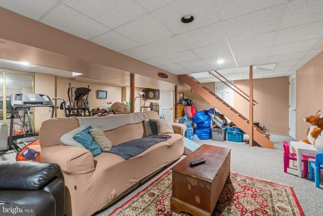 2 FARNHAM CT, Clementon, NJ 08021