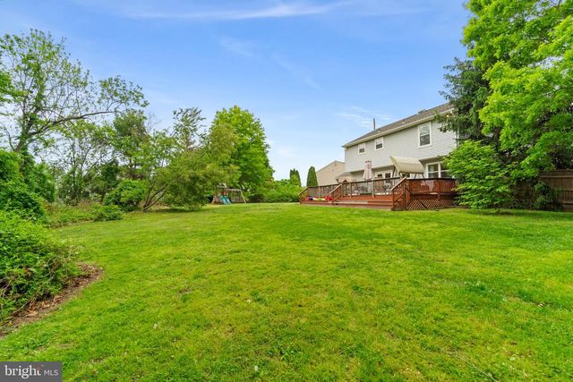 2 FARNHAM CT, Clementon, NJ 08021