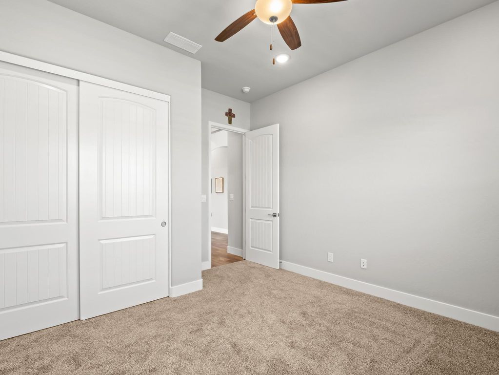 Image 46 of property listing at 1734 N Park Avenue, Clovis, CA 93619