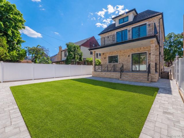 7619 173rd Street, Fresh Meadows, NY 11366