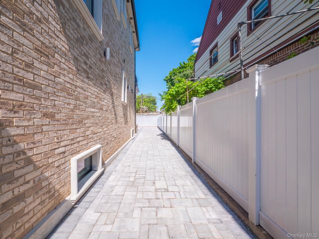 7619 173rd Street, Fresh Meadows, NY 11366