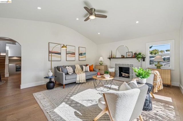 415 Berkeley Park Blvd, Kensington, CA 94706