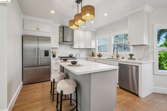 415 Berkeley Park Blvd, Kensington, CA 94706