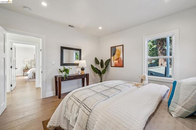 415 Berkeley Park Blvd, Kensington, CA 94706