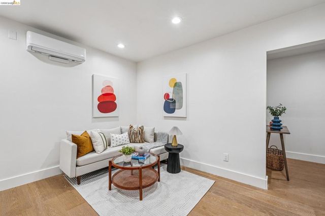 415 Berkeley Park Blvd, Kensington, CA 94706