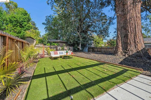 415 Berkeley Park Blvd, Kensington, CA 94706