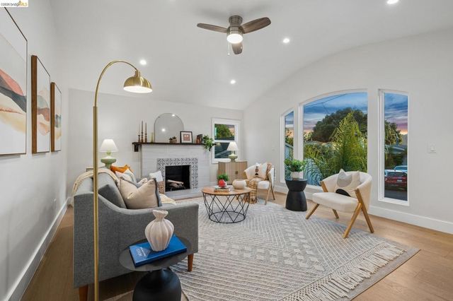 415 Berkeley Park Blvd, Kensington, CA 94706