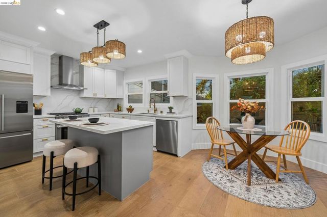 415 Berkeley Park Blvd, Kensington, CA 94706