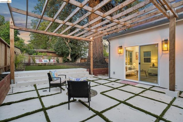 415 Berkeley Park Blvd, Kensington, CA 94706