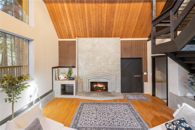 2103 46th Avenue NE, Olympia, WA 98506