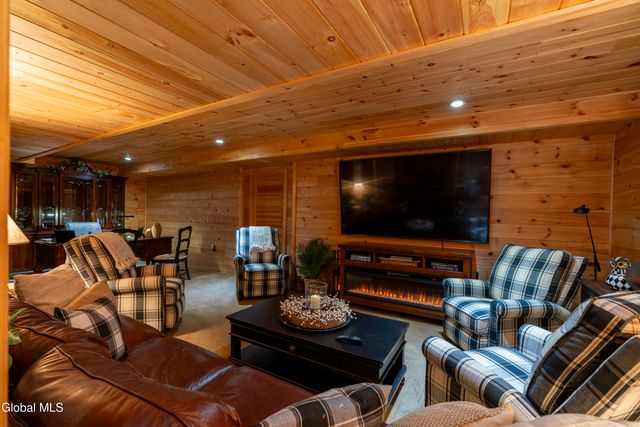 3012 NYS Rte 29, Middle Grove, NY 12850