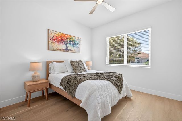 1272 Par View DR, Sanibel, FL 33957