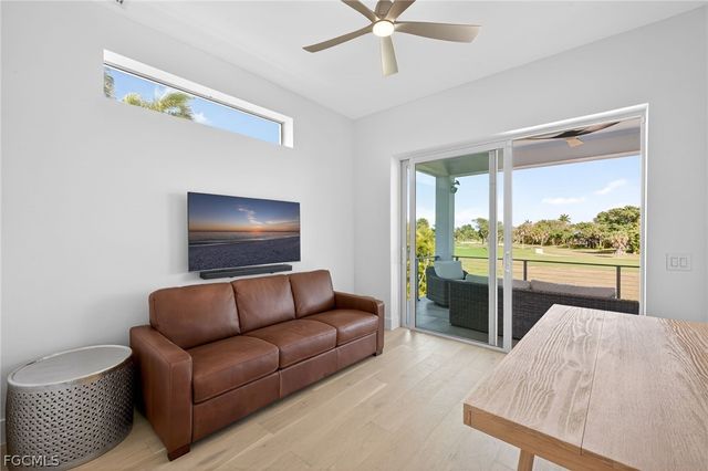 1272 Par View DR, Sanibel, FL 33957