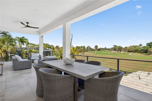 1272 Par View DR, Sanibel, FL 33957