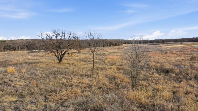 633 N Stallion Meadows Drive, Perrin, TX 76486