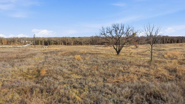 633 N Stallion Meadows Drive, Perrin, TX 76486