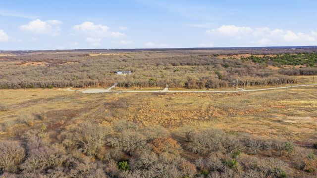 633 N Stallion Meadows Drive, Perrin, TX 76486