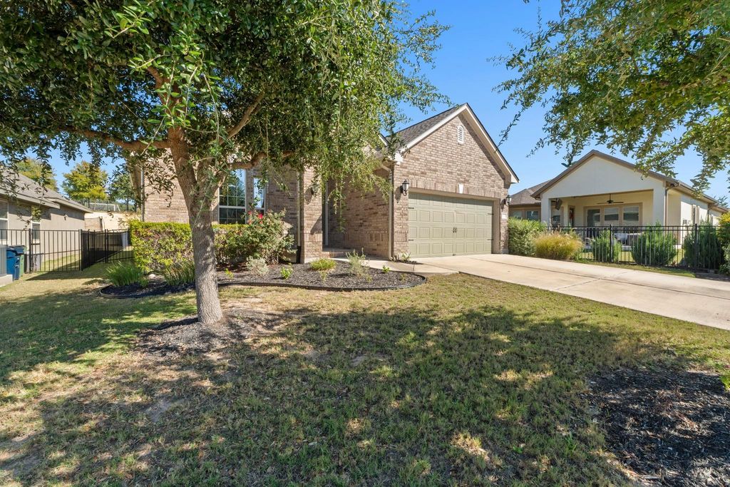 2520 Milan Meadows DR, Leander, TX 78641